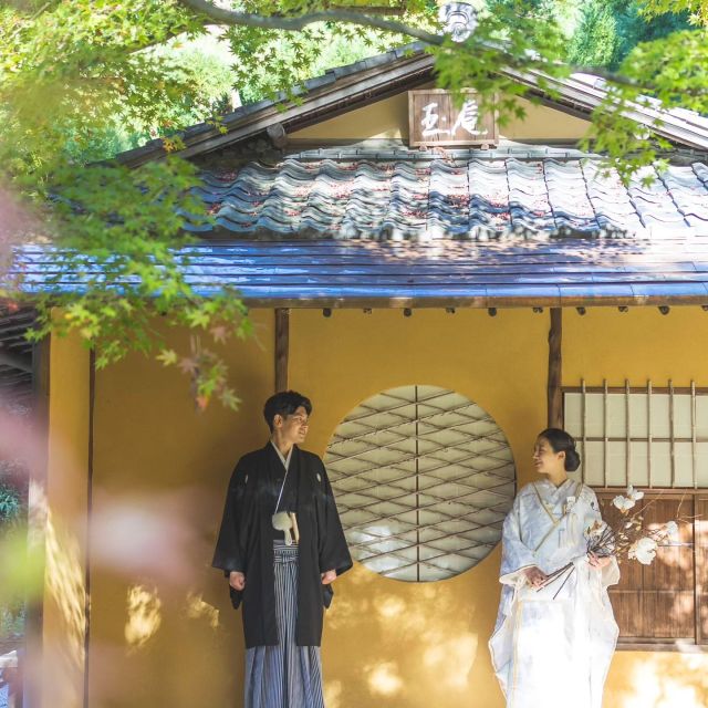 #しょうざん庭園

杉の木と紅葉の葉陰にある
非公開のお茶室
「玉庵(ぎょくあん)」で
前撮り撮影できますよ𓀠

明るい苔が眩しく
おふたりも輝く𓂃 ◌‬𓈒𓋪‪

#しょうざん #しょうざんリゾート #しょうざんリゾート京都 #shozan #shozanresortkyoto #kyoto #京都 #結婚式準備 #関西花嫁  #日本中のプレ花嫁さんと繋がりたい #結婚式場探し #式場探し #プレ花嫁 #結婚式  #2023秋婚  #2023冬婚  #2024春婚  #2024夏婚  #2024秋婚 #ノルドコート紫水苑  #紫水苑 #紅葉 #前撮り #前撮り和装 #白無垢前撮り  #ロケーションフォトウェディング #木蓮ブーケ